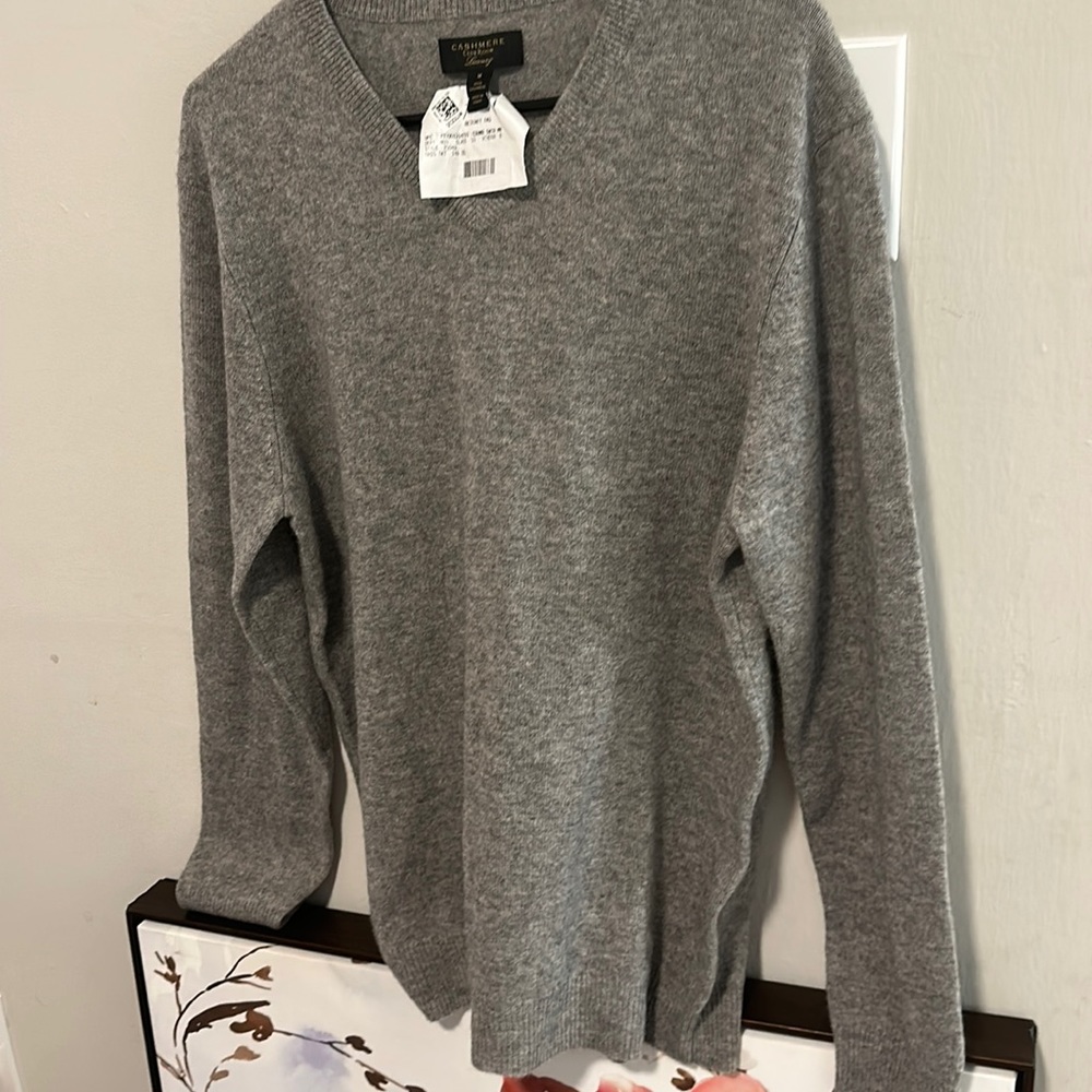 Cashmere V-Neck  New Sweater for woman